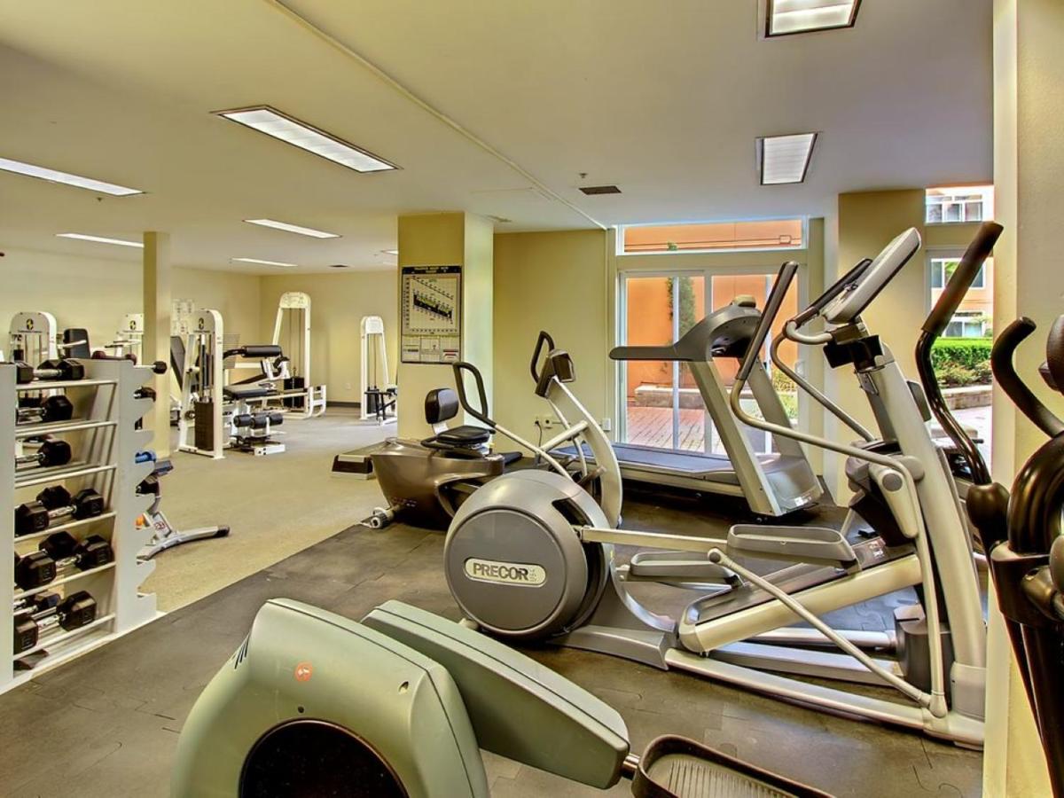 City Water View Oasis With Pool & Gym Near Cruise In Heart Of Seattle Luaran gambar